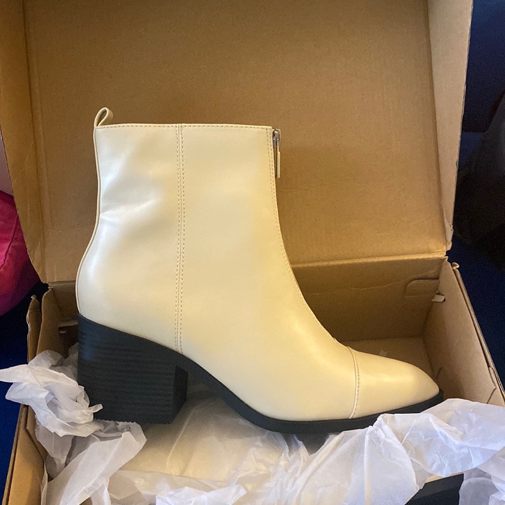 JUSTFAB Booties